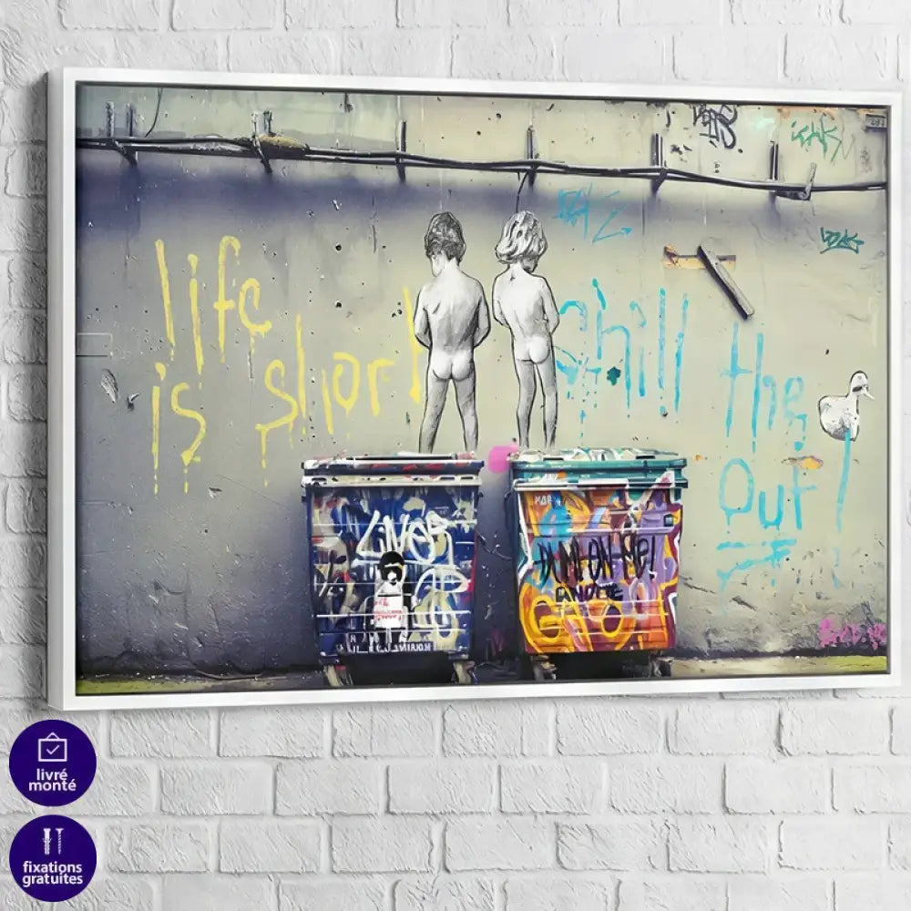 Oeuvre murale contemporaine enfants de dos graffiti jaune

